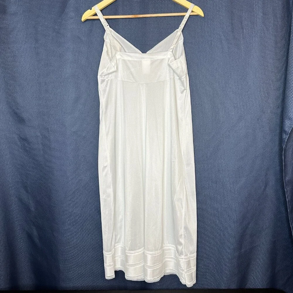 Vintage NWT Montgomery Ward white adjustable length satin slip, Size 16 - Picture 2 of 7